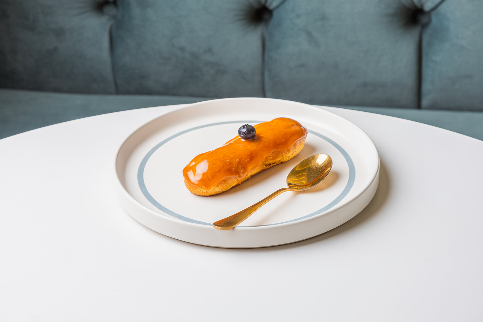 Éclair caramel