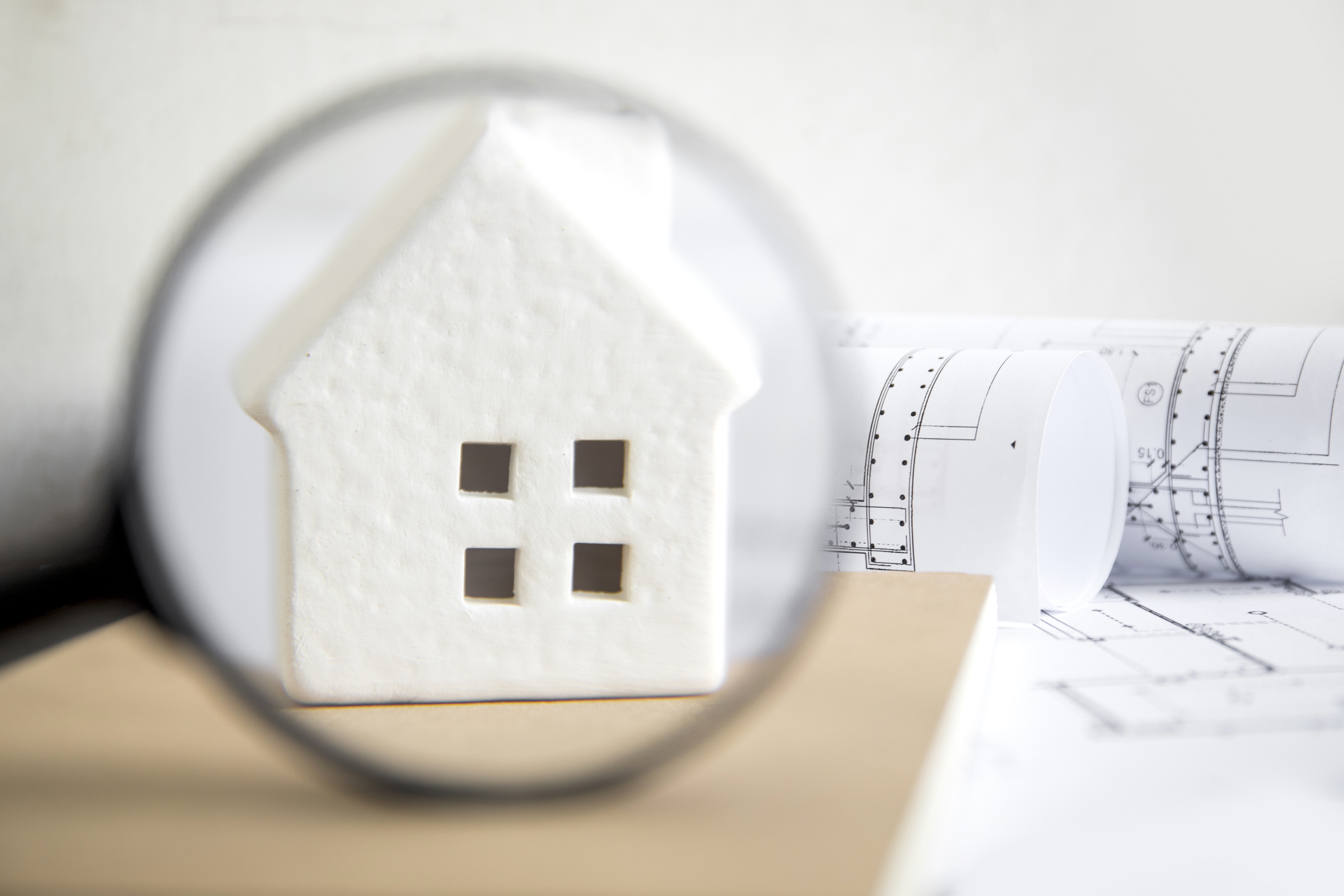toy-house-magnifying-glass.jpg