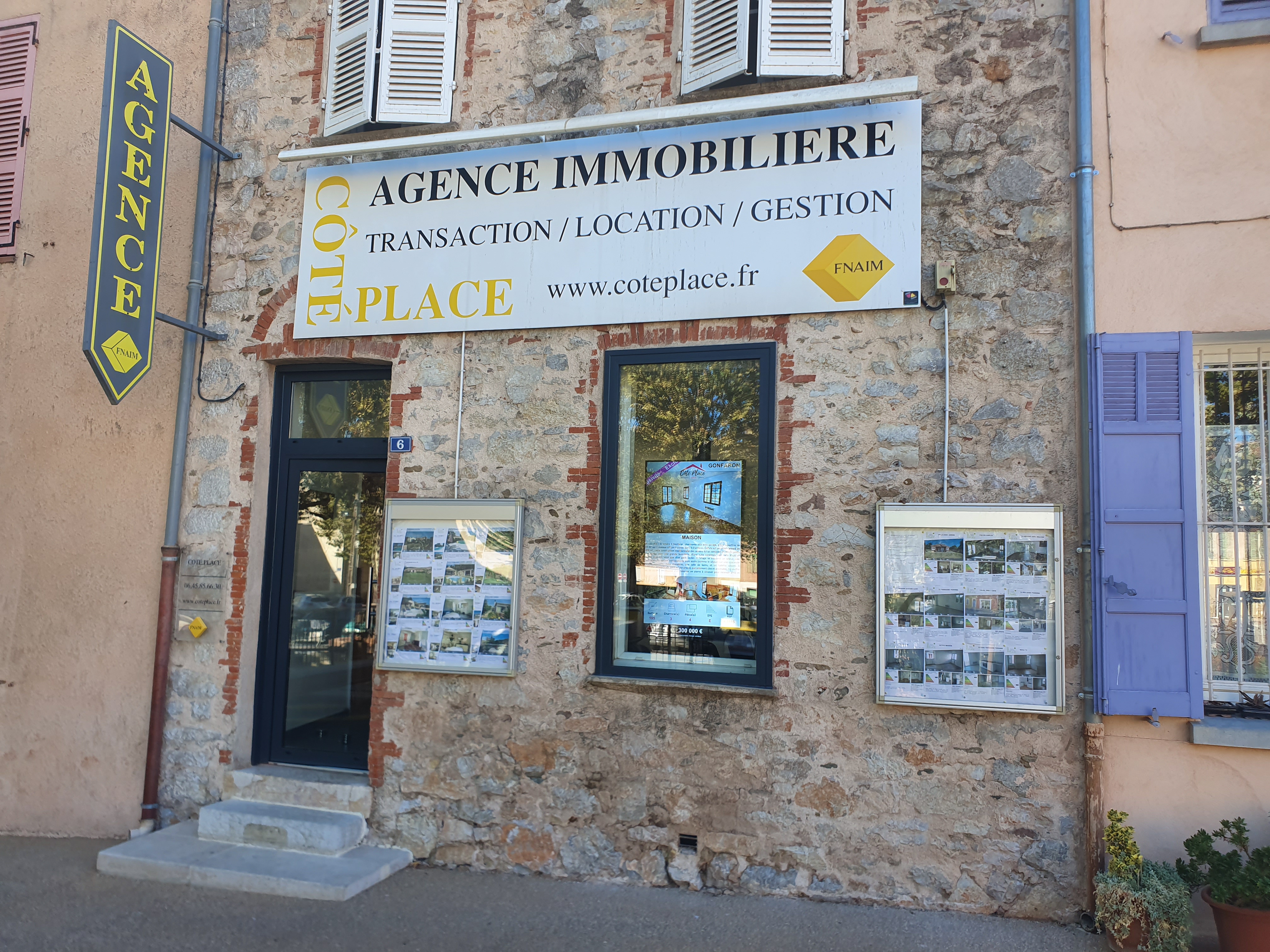 Équipe de AGENCE COTE PLACE