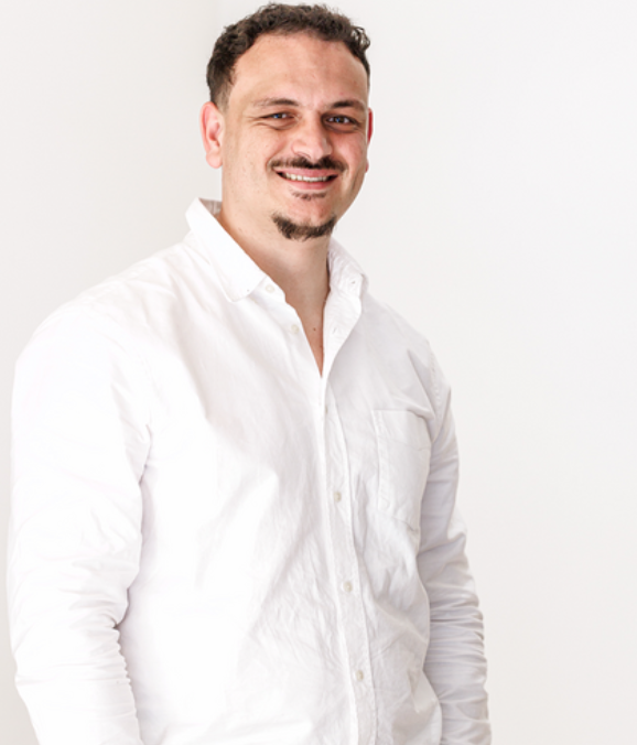 Luca BOLÉ