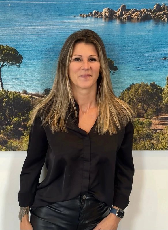 Véronique SART