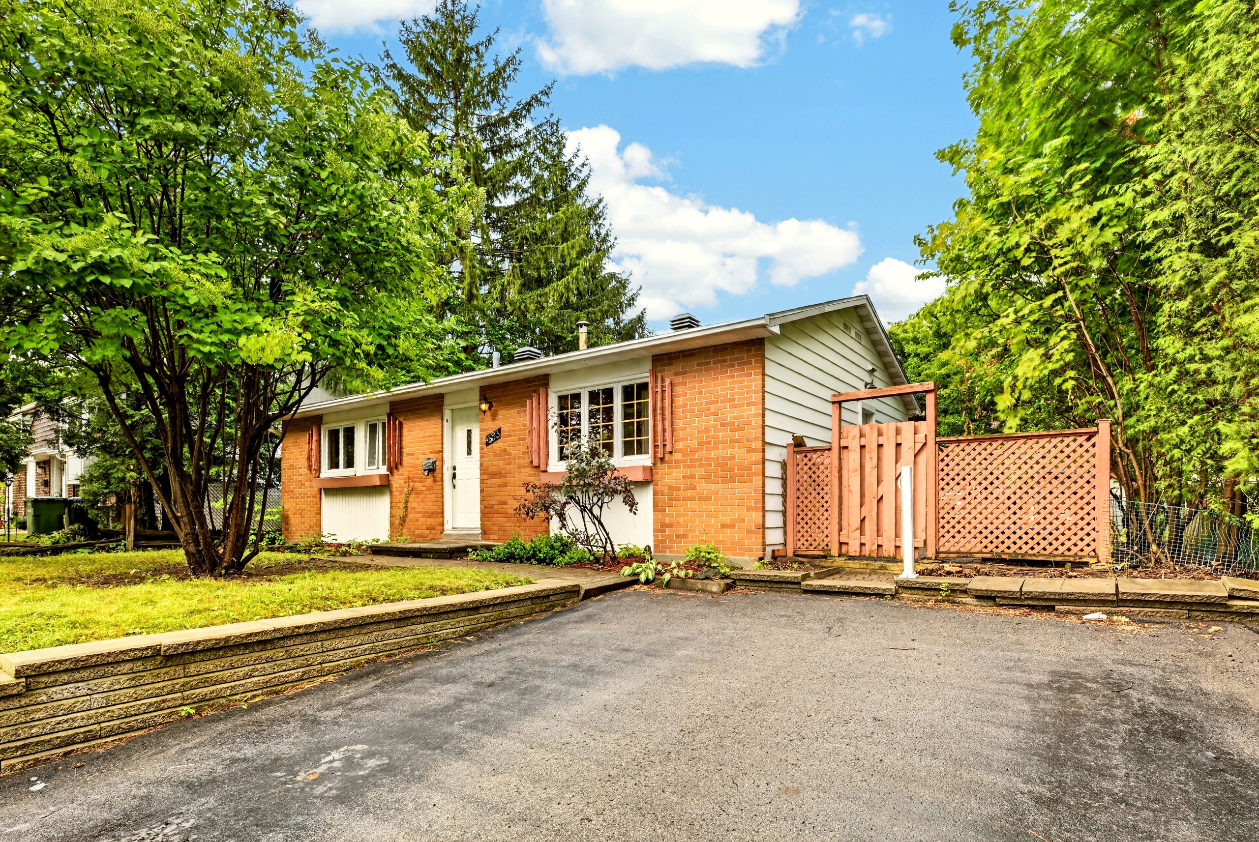 4393 Rue Benoit, Montréal — photo 1
